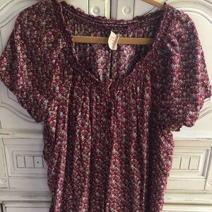 Maroon Floral Top - Stretchy Neckline
